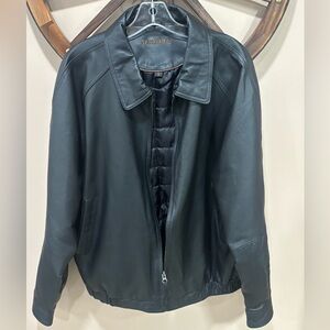 ST JOHNS BAY  MENS BLACK LEATHER QUILTED LINING BOMBER JACKET SIZE L